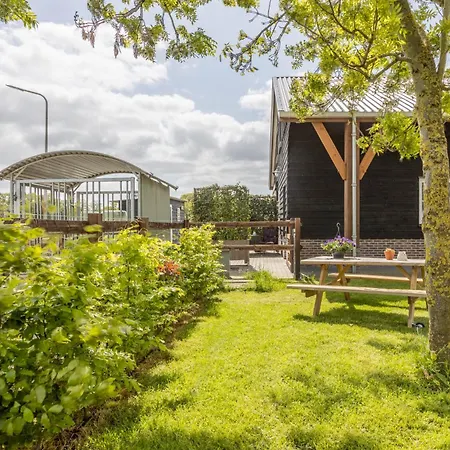 The Black Barn Séjour à la ferme