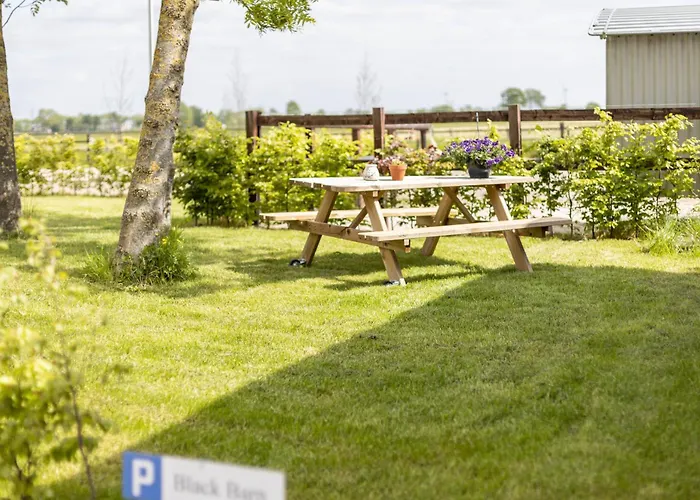 The Black Barn Çiftlik konaklama *