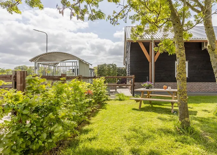 The Black Barn Séjour à la ferme